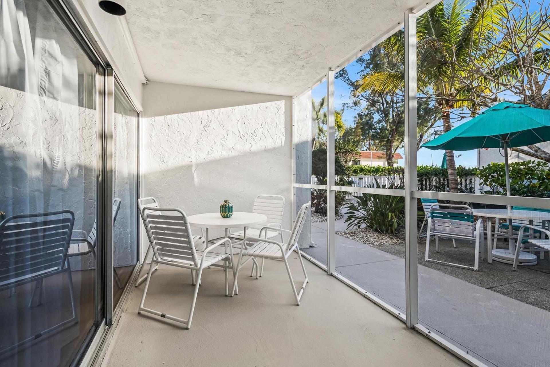 Villa Coconuts Poolside #115 Holmes Beach Exterior foto
